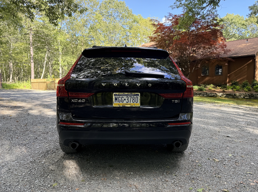 2020 Volvo XC60 T5 Momentum