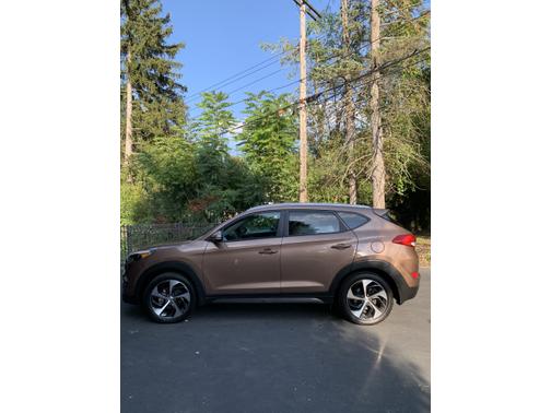 2016 Hyundai TUCSON Sport
