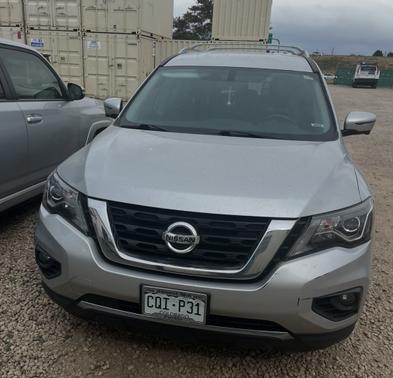 2020 Nissan Pathfinder SL