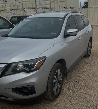 2020 Nissan Pathfinder SL
