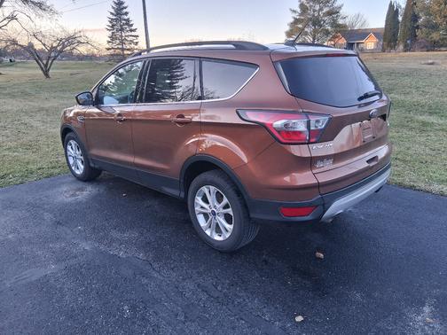2017 Ford Escape SE