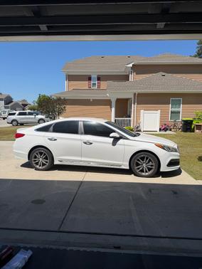 White 2015 Hyundai SONATA Sport 2.0T