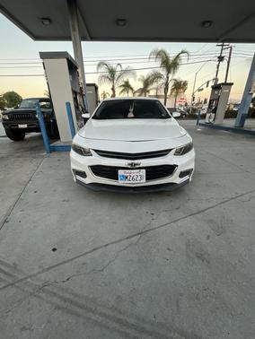 White 2017 Chevrolet Malibu Hybrid Base