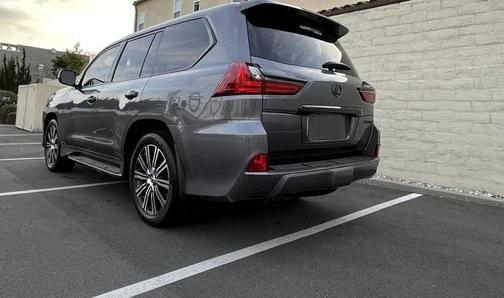 Gray 2018 Lexus LX 570 Three-Row