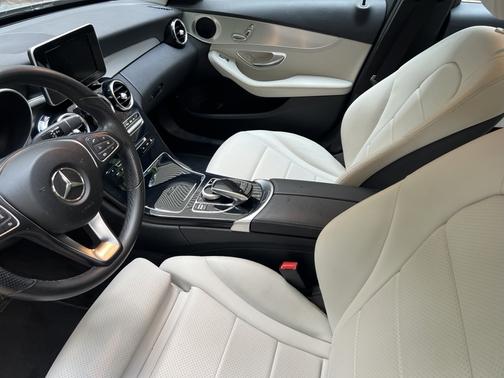 2015 Mercedes-Benz C-Class C 300