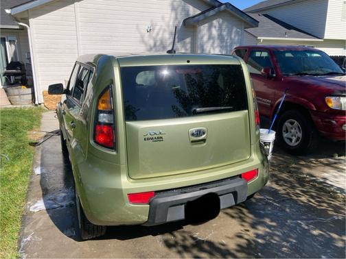2011 Kia Soul +