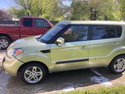 2011 Kia Soul +