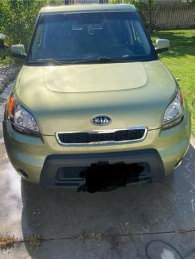 2011 Kia Soul +