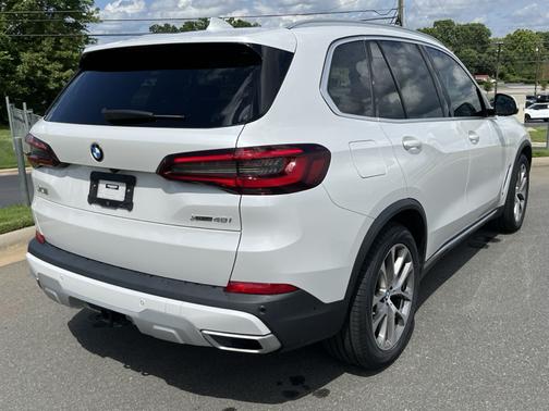 White 2022 BMW X5 xDrive40i