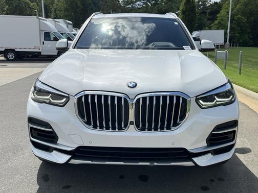 White 2022 BMW X5 xDrive40i