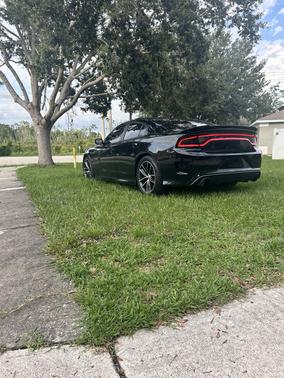 2016 Dodge Charger R/T Scat Pack