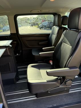 2017 Mercedes-Benz Metris Base
