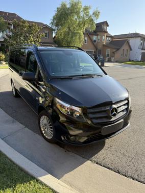 2017 Mercedes-Benz Metris Base