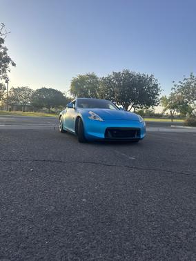 Blue 2010 Nissan 370Z Base