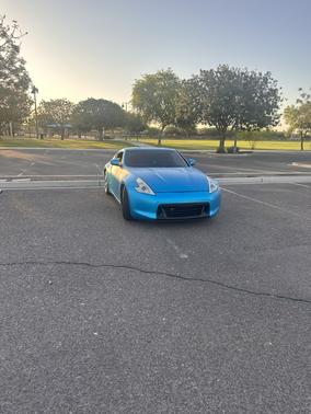 Blue 2010 Nissan 370Z Base