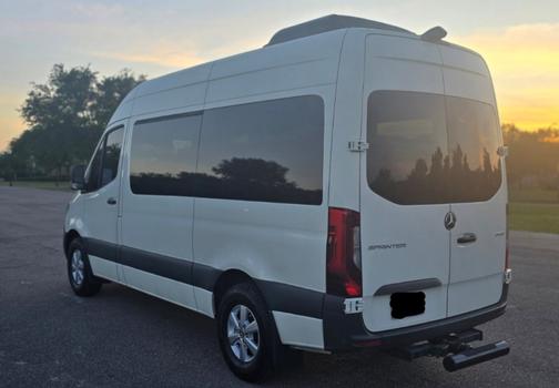 2022 Mercedes-Benz Sprinter 2500 Standard Roof