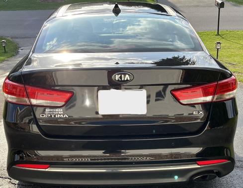 Black 2018 Kia Optima EX