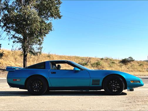 Blue 1992 Chevrolet Corvette Base