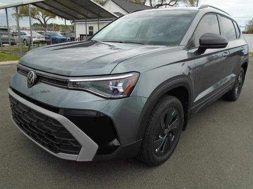 2025 Volkswagen Taos S FWD