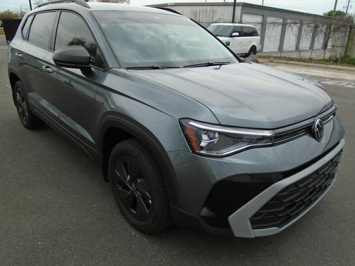 2025 Volkswagen Taos S FWD