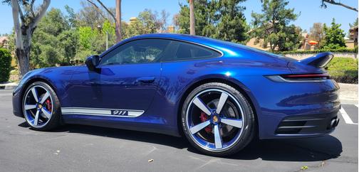 2021 Porsche 911 Carrera
