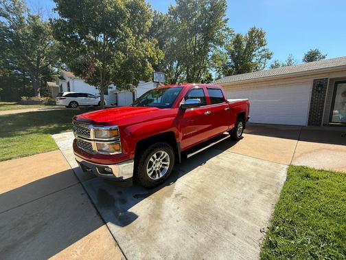 Red 2014 Chevrolet Silverado 1500 1LT