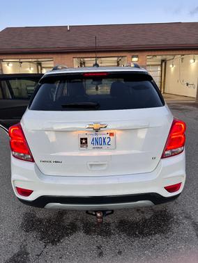 White 2018 Chevrolet Trax LT