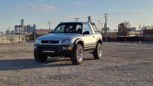 Silver 1998 Toyota RAV4 Soft Top