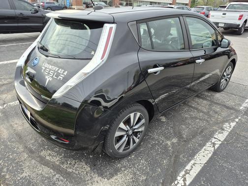 Black 2013 Nissan Leaf SL