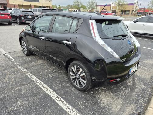 Black 2013 Nissan Leaf SL