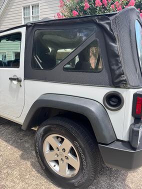 White 2011 Jeep Wrangler Sport
