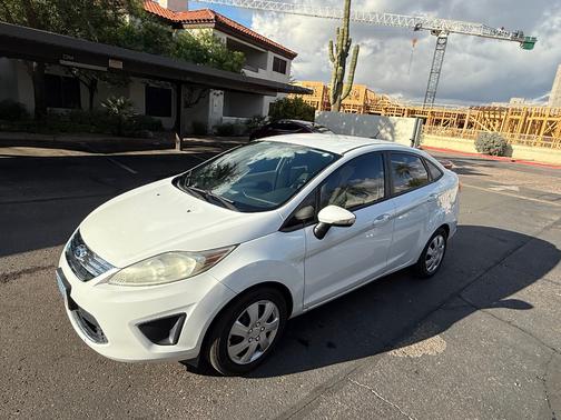 2013 Ford Fiesta SE