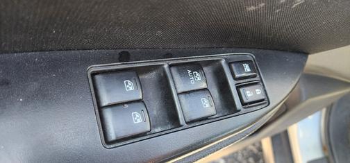 Silver 2013 Subaru Outback 2.5i Premium