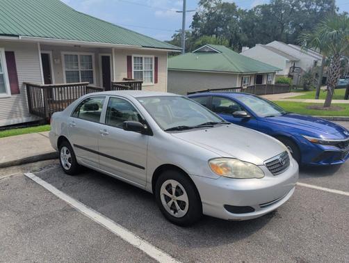 Gray 2007 Toyota Corolla LE