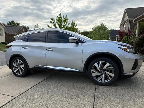 Silver 2019 Nissan Murano SL