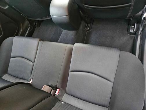 Gray 2014 Mazda Mazda3 i Sport