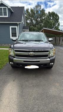 Gray 2011 Chevrolet Silverado 1500 LT