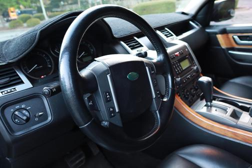 Silver 2006 Land Rover Range Rover Sport HSE