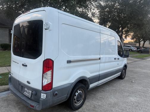 2017 Ford Transit-250 Base