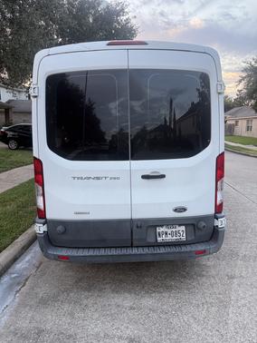 2017 Ford Transit-250 Base