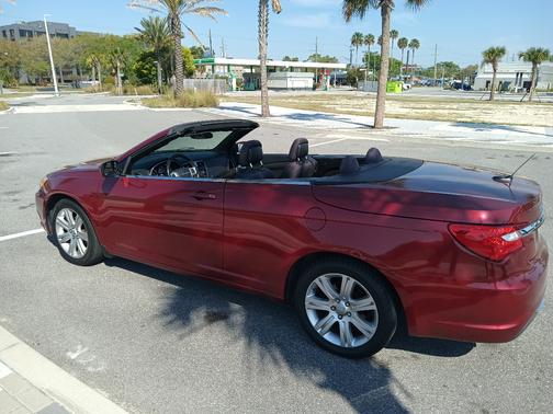 2012 Chrysler 200 Touring