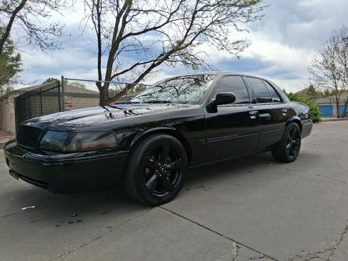 Black 2004 Mercury Grand Marquis LS
