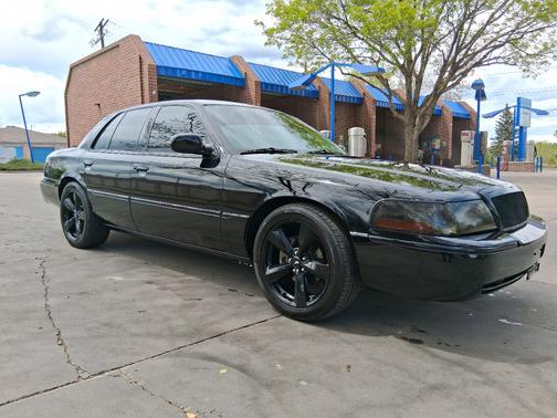 Black 2004 Mercury Grand Marquis LS