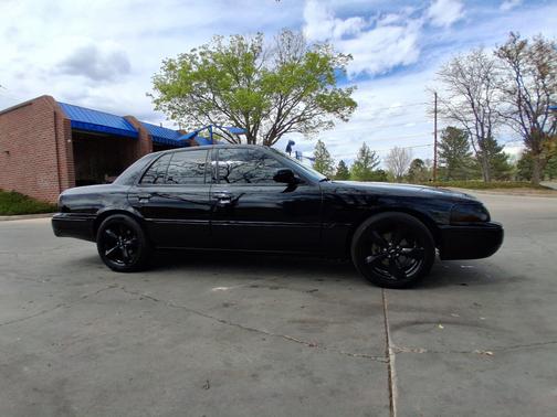Black 2004 Mercury Grand Marquis LS