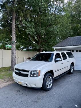 White 2010 Chevrolet Suburban 1500 LTZ