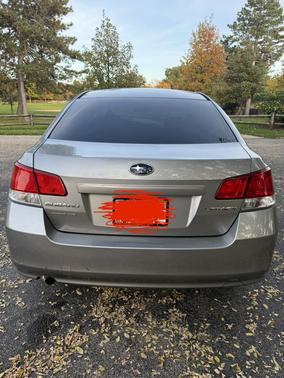 Silver 2011 Subaru Legacy 2.5 i
