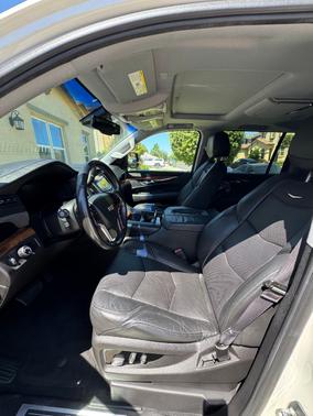 White 2015 Cadillac Escalade ESV Luxury