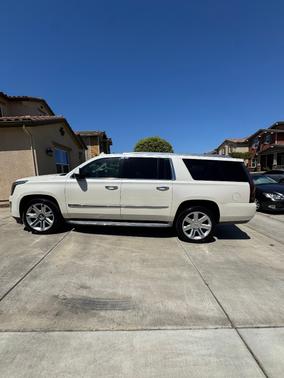 White 2015 Cadillac Escalade ESV Luxury
