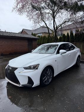 2018 Lexus IS 300 Base