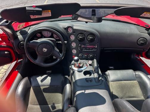 2004 Dodge Viper SRT-10